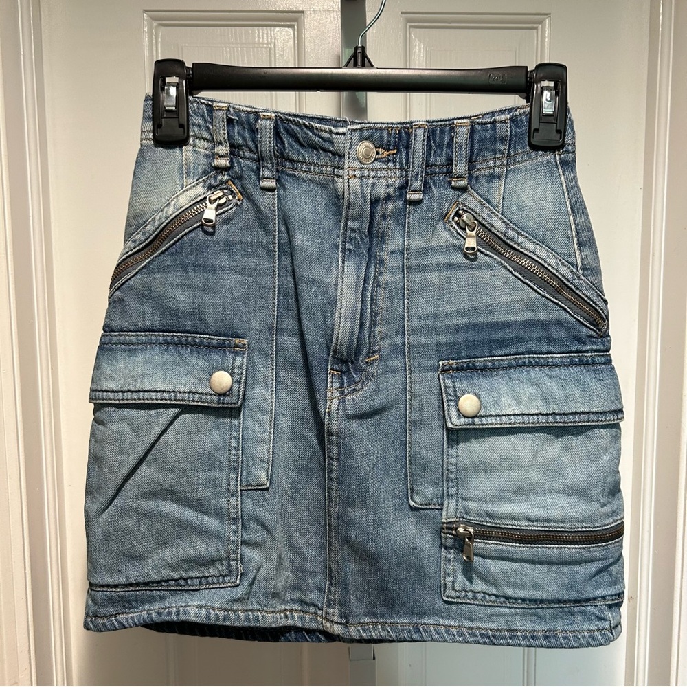 We the Free Vintage-Inspired Utility Pocket Denim Mini Skirt – Size 24